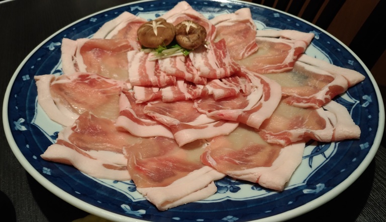 休暇村指宿で食べた黒豚しゃぶしゃぶ