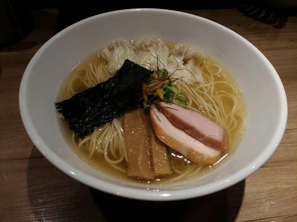 中華soba いそべで食べた白旨ワンタン麺